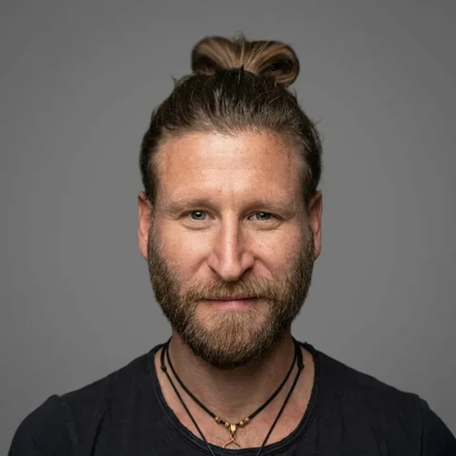 Generiert_2026_frontal_hell_900_neu